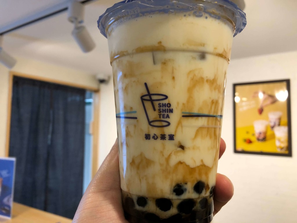 初心茶室の沖縄黒糖タピオカきな粉ミルク